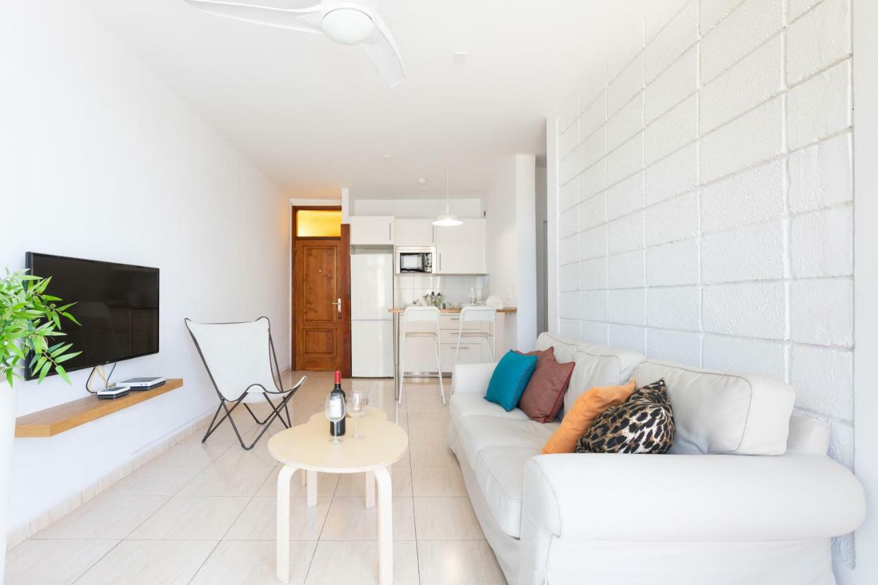 Las Americas Downtown : Prime Location Accomm. 아로나 외부 사진